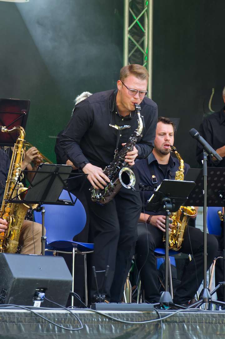 Watthalden Festival Ettlingen Halberstung Foto von Simon Kübel HM-Bigband Leon Winkler